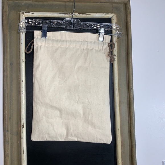 SOFITEL Grooming Kit Laundry and Slipper B… - Picture 5 of 5